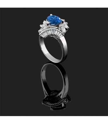 Sapphir, diamonds and platinum ring