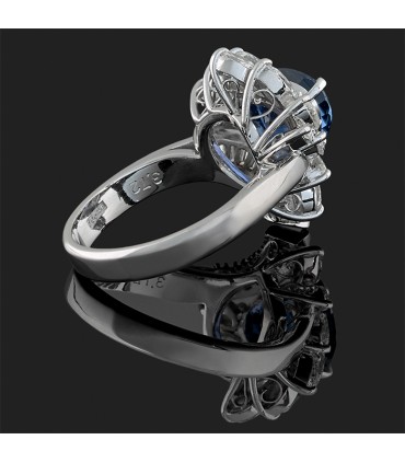 Sapphir, diamonds and platinum ring