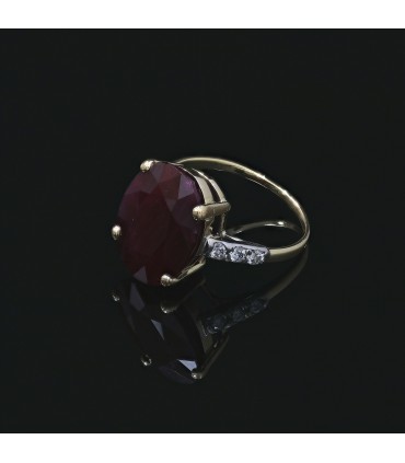 Bague or, rubis et diamants