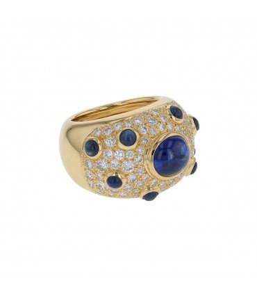 Diamonds, sapphires and gold ring