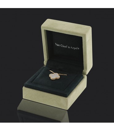 Van cleef and arpels on sale box