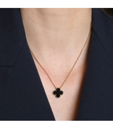 Van Cleef & Arpels Vintage Alhambra onyx and gold necklace