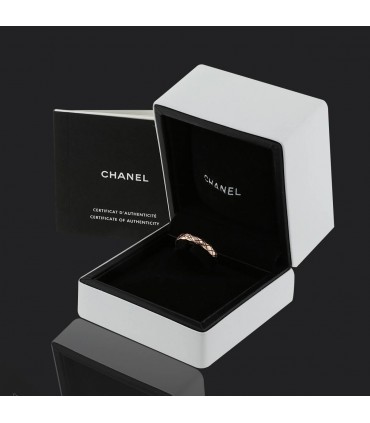 Chanel Coco Crush gold ring