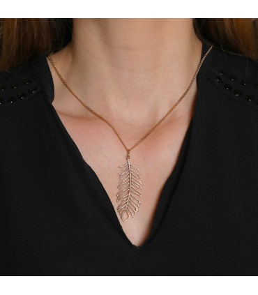 Djula Plume diamonds and gold necklace