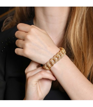 Gold bracelet