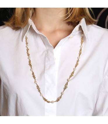 Pearls and gold necklace