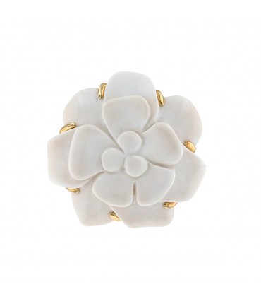 Chanel Camélia agate and gold brooch