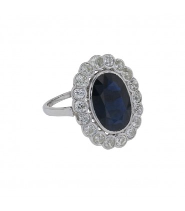 Sapphire, diamonds and platinum ring