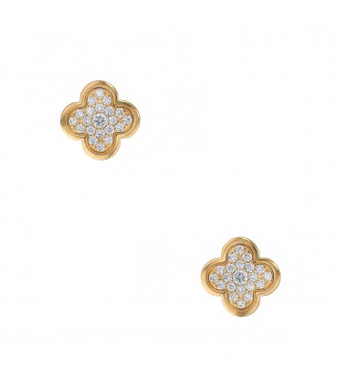 Boucles d’oreilles Van Cleef & Arpels Pure Alhambra