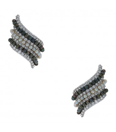 Boucles d’oreilles or, diamants et perles