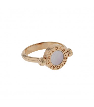 Bulgari Bulgari Bulgari mother of pearl and cornaline gold ring