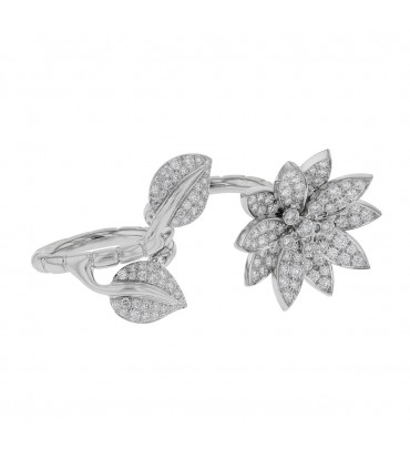 Van Cleef & Arpels Lotus diamonds and gold ring