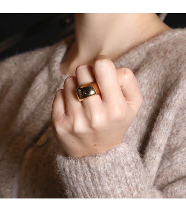 Cartier Nouvelle Vague gold ring