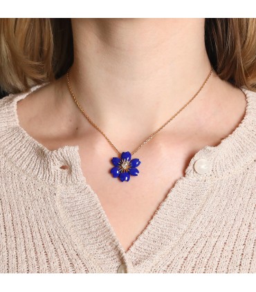 Van Cleef & Arpels Rose de Noël lapis lazuli, diamonds and gold necklace